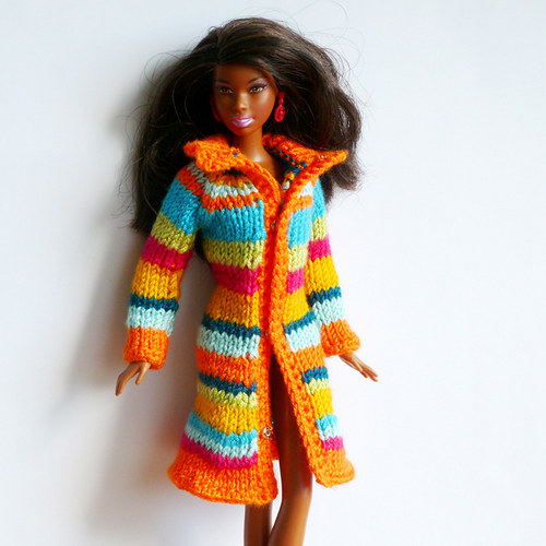Pruhovaný kabát pro Barbie — foto 2