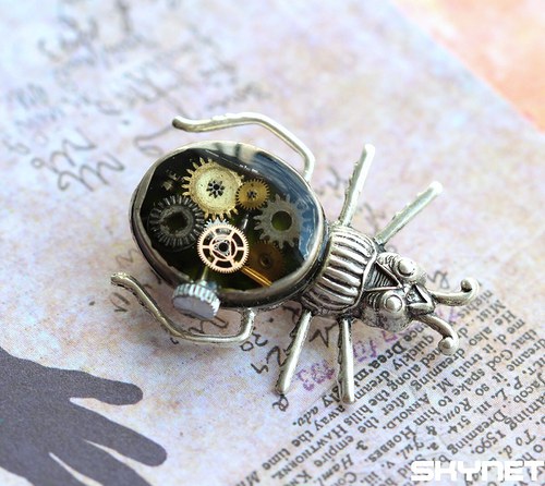 Steampunkový brouček - brož — foto 5