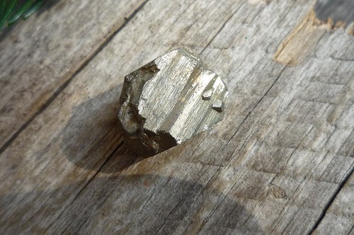 Pyrit, pentadodekaedr č.L5801 — foto 2