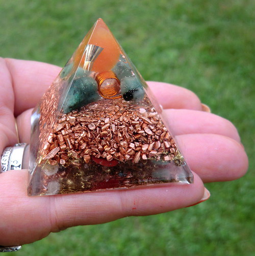 Orgonit - Pyramida - Karneolový plamínek Zamluveno — foto 5