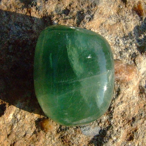 Fluorit, kabošon č.372 — foto 3