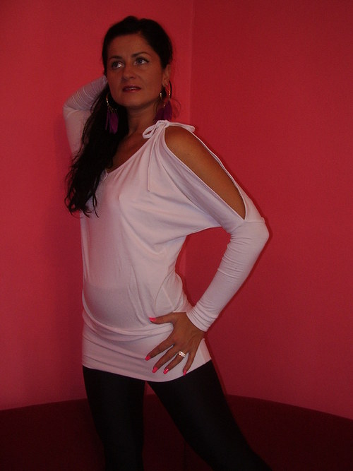 Bílá halenka — foto 4