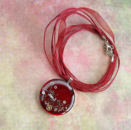 Mess in red — foto 2
