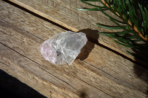 Surový fluorit L 6357 — foto 3