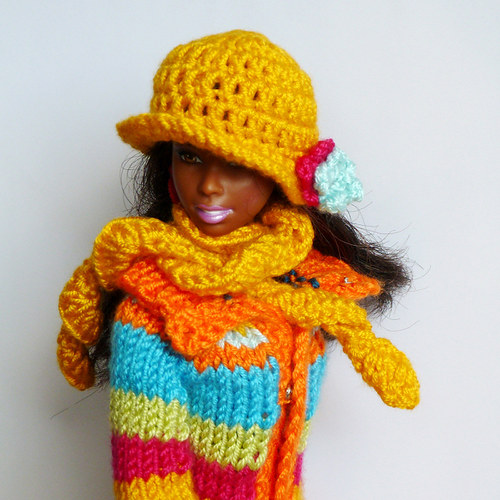 YELLOW klobouček a šála pro Barbie — foto 5
