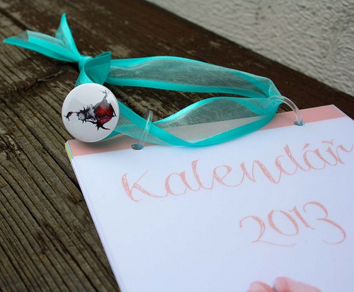 KALENDÁŘ 2013 -Slečna-. — foto 3