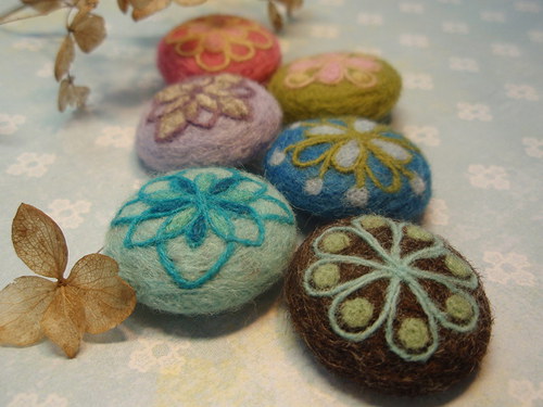 Mini brož mandala - hnědá — foto 5