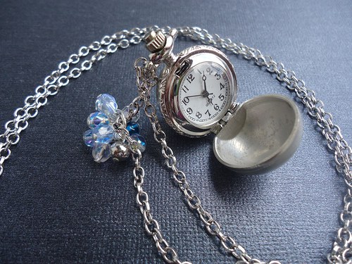 Náhrdelník s hodinkami "Crystal blue" — foto 3