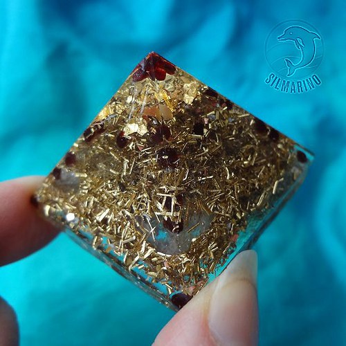 Orgonitová pyramidka "barvy exotiky" — foto 3