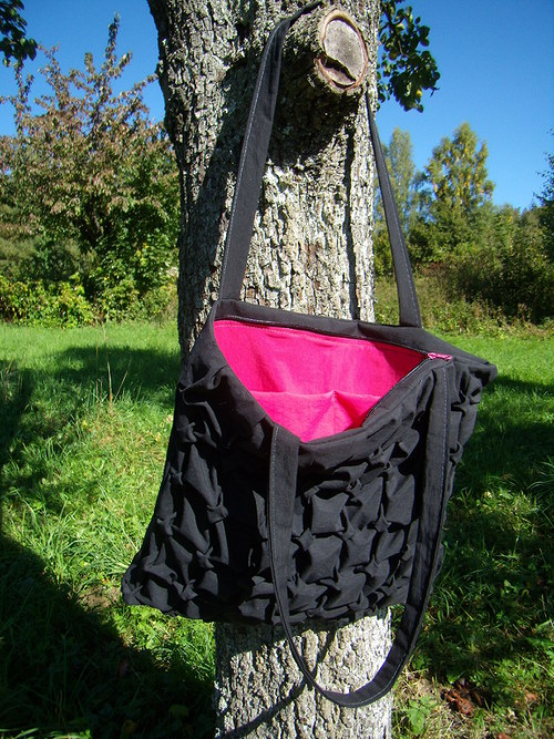 Kabelka 3D černá — foto 3