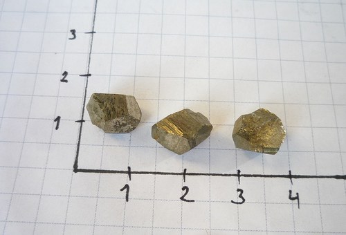 3x pyrit, pentadodekaedr č.L6688 — foto 4