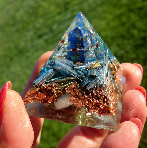 Orgonit (9) - Pyramida 4x4cm - Lapisový hrot — foto 2