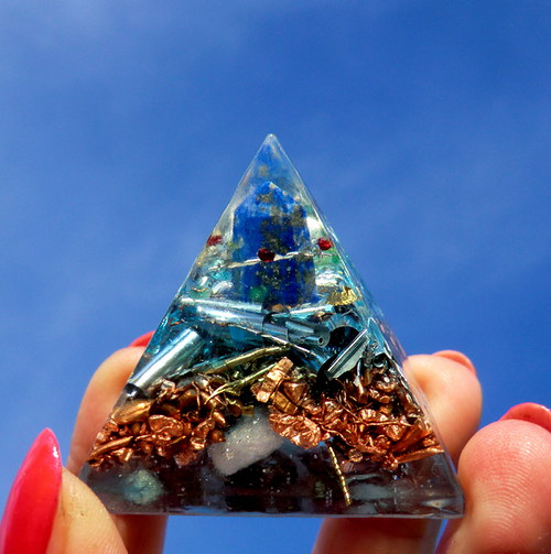 Orgonit (9) - Pyramida 4x4cm - Lapisový hrot — foto 3