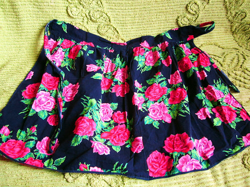 Za hubičku!Zástěrka Mexico roses — foto 3