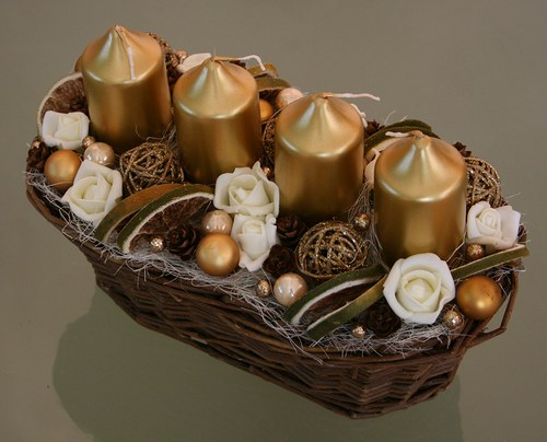 Adventní svícen zlatokrémový — foto 2