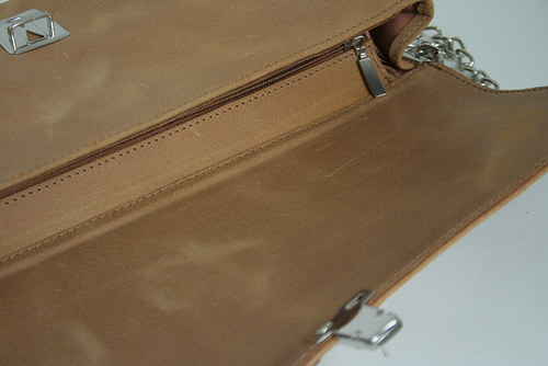 Leather Letter no. 14 Honey — foto 4