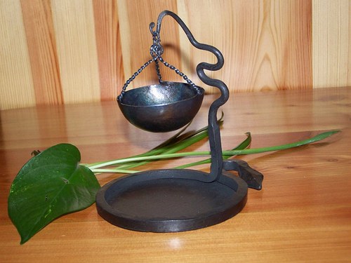 Kovaná aromalampa — foto 2