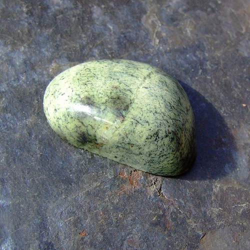 Serpentyn chytha, kabošon č.430 — foto 3