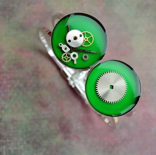 Green bracelet — foto 2