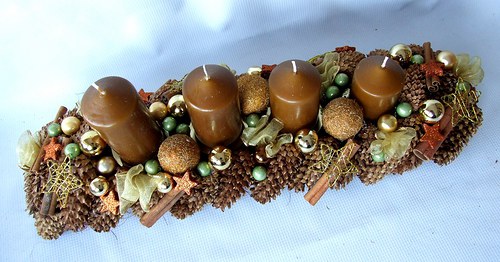 Adventní štola v barvě karamelu — foto 3