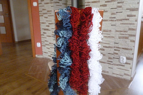 Obláčky kolem krku — foto 3