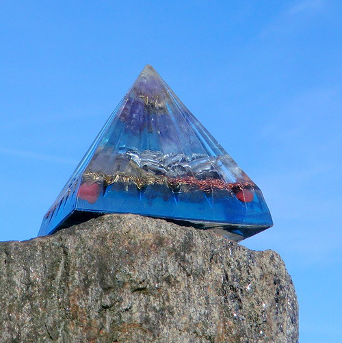 Orgonit 2 - Velká pyramida/Broušená *Ametyst* — foto 3
