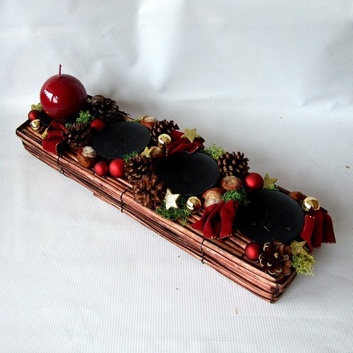 Adventní štola v bordó - rezervace — foto 3