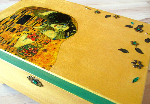 Šperkovnice - Gustav Klimt "The Kiss" — foto 4