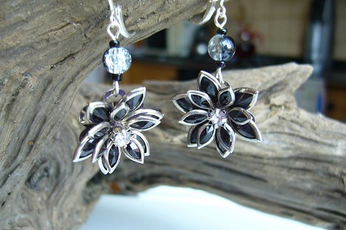 Black flower — foto 2