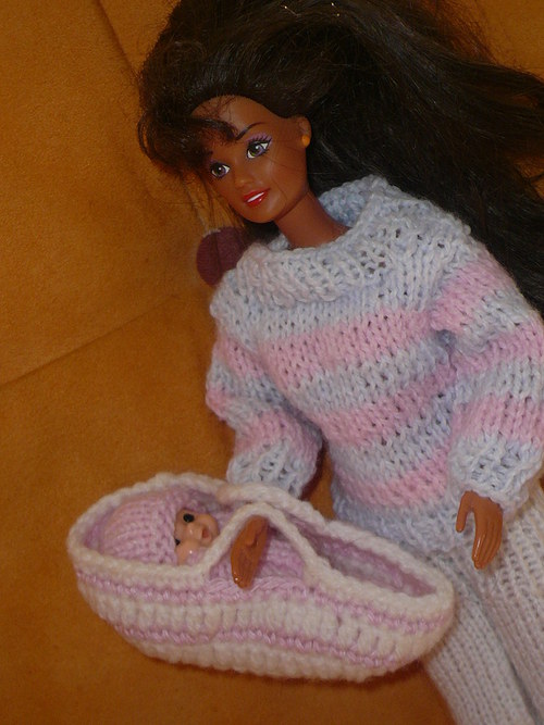 Soupravička pro miminko Barbie — foto 4