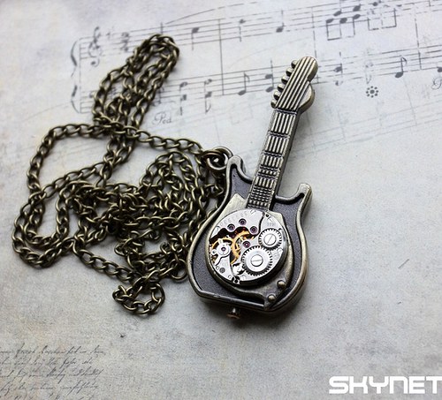 Steampunková kytara — foto 4