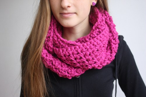 Nákrčník "Fuchsie" — foto 3