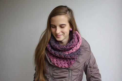 Nákrčník "Violet" — foto 3