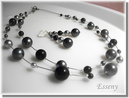 Šedočerná elegantní..... — foto 4