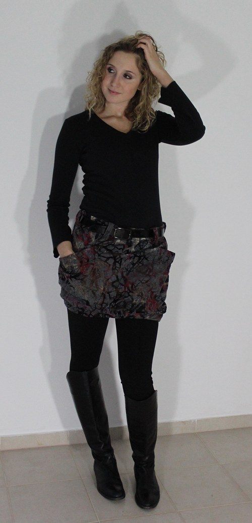 Volná minisukně — foto 2