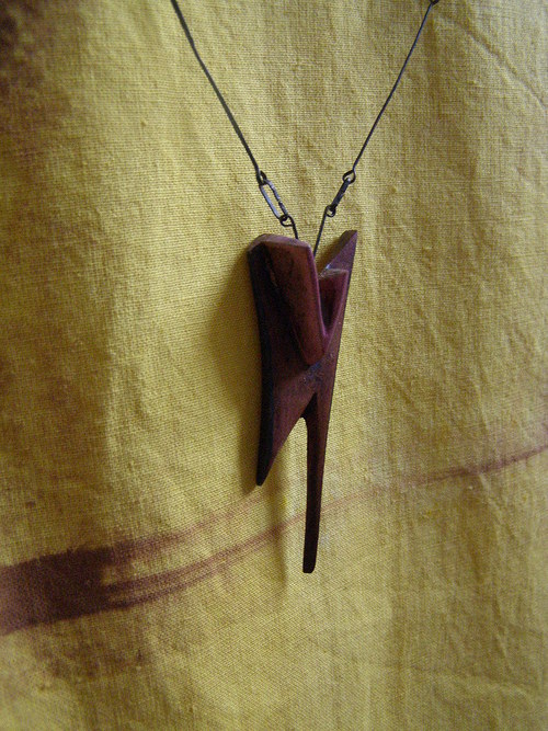 Dřevěný náhrdelník — foto 4