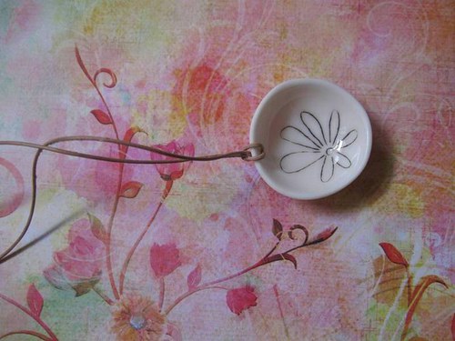 Skořepinka porcelánová... přívěsek — foto 2