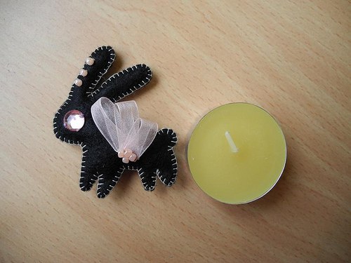 Králičí brož — foto 2