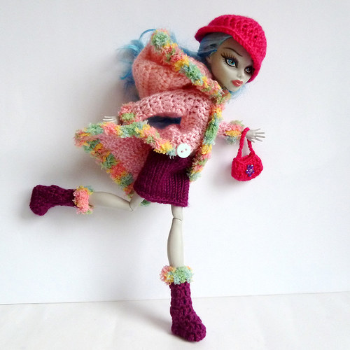 Růžový komplet pro MONSTER HIGH — foto 4