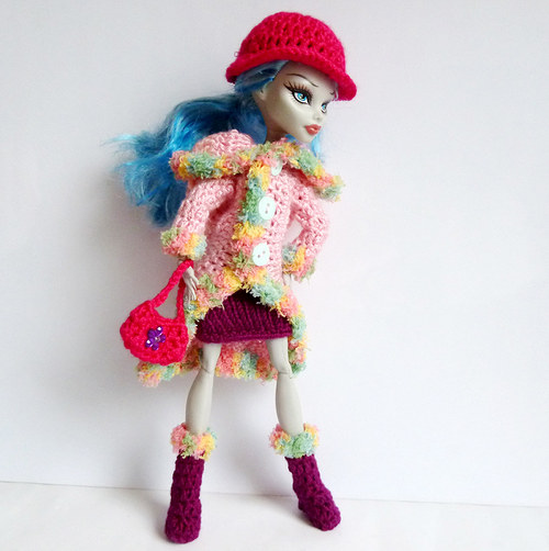 Růžový komplet pro MONSTER HIGH — foto 5