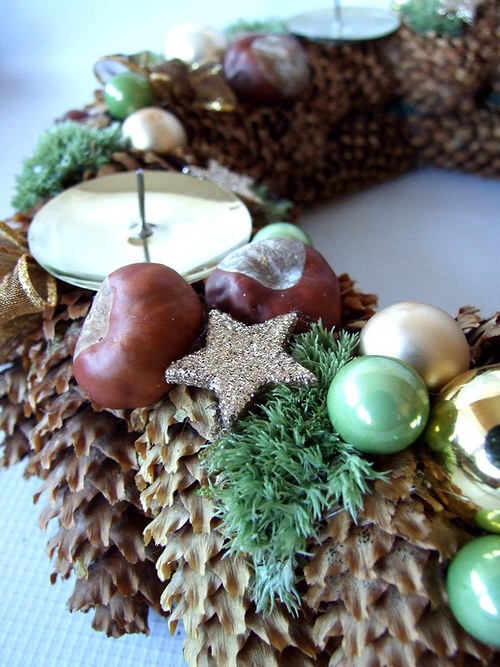 Adventní věnec ze šišek - rezervace — foto 3