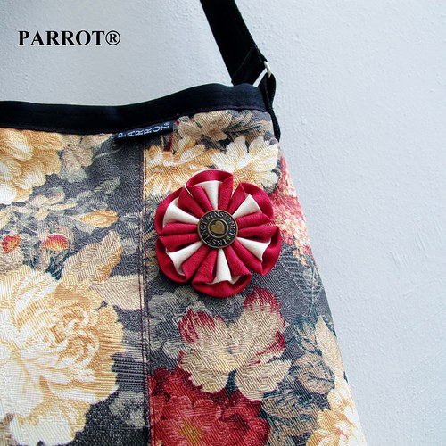 ISABELLA druhá - PARROT® — foto 4