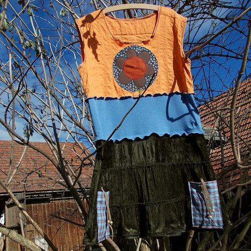 Recyšaty s květem — foto 2