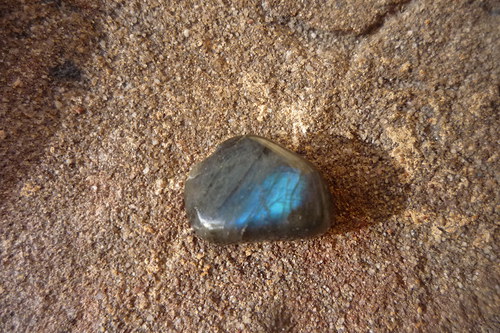 Labradorit č. L7691 — foto 2