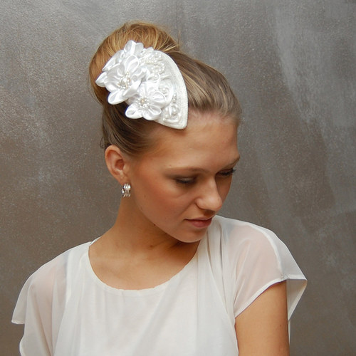 Jasmine ... klobouček, fascinator — foto 3