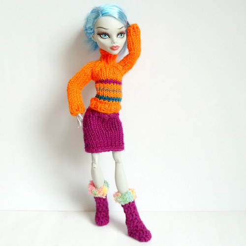 Zimní komplet pro MONSTER HIGH — foto 5