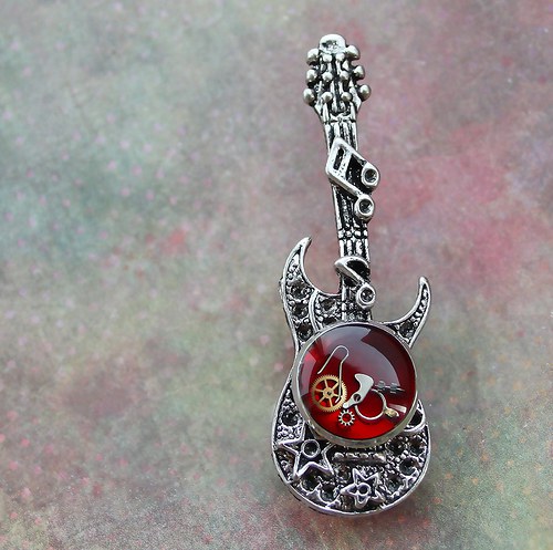 Steampunková kytara — foto 2