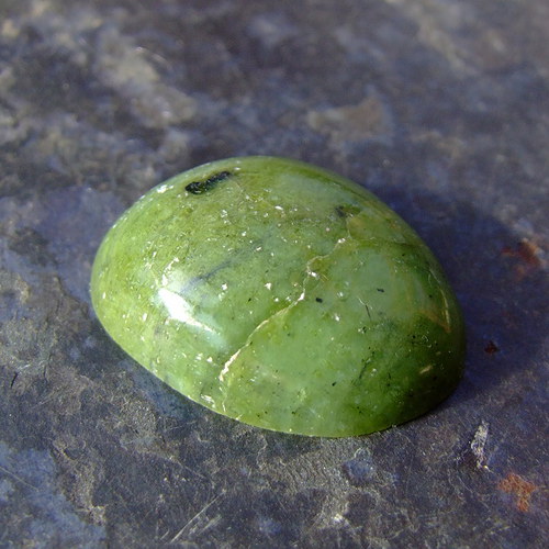 Jadeitový serpentyn, kabošon č.506 — foto 2