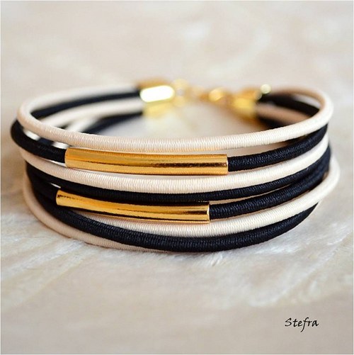Goldy black - elegantní náramek — foto 2