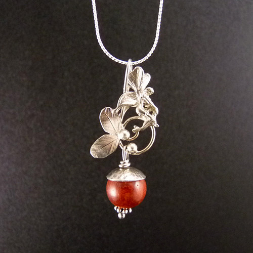 Brusinková víla..amulet — foto 2